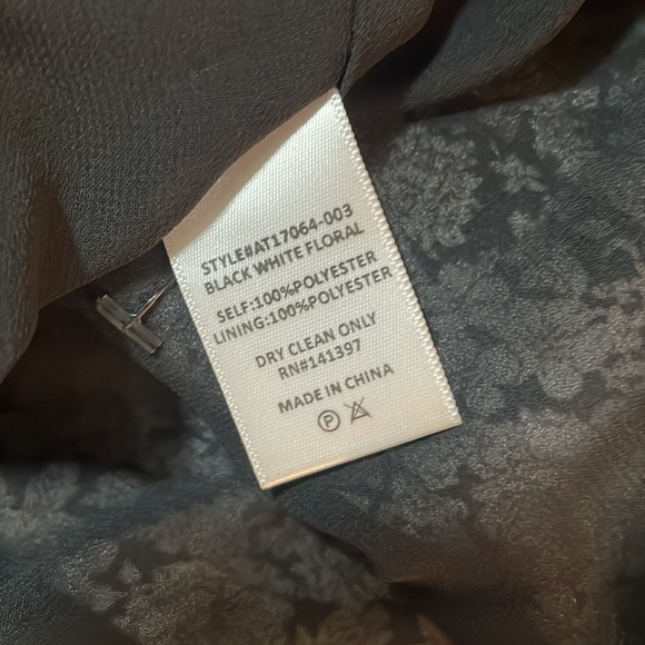 Astr The Label Floral Balloon Sleeve Blouse - Picture 6 of 6